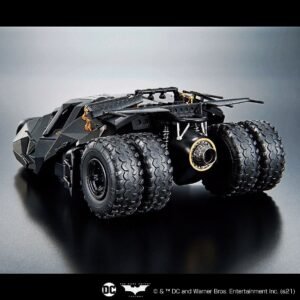Bandai 1/35 SCALE MODEL KIT BATMOBILE (BATMAN BEGINS Ver.) - Image 6