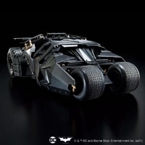 Bandai 1/35 SCALE MODEL KIT BATMOBILE (BATMAN BEGINS Ver.)