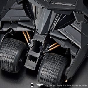 Bandai 1/35 SCALE MODEL KIT BATMOBILE (BATMAN BEGINS Ver.) - Image 4