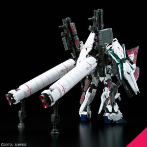 Bandai RG 1/144 Full Armor Unicorn Gundam - Image 5
