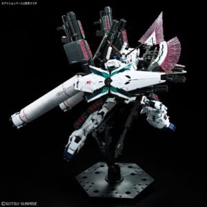 Bandai RG 1/144 Full Armor Unicorn Gundam - Image 8