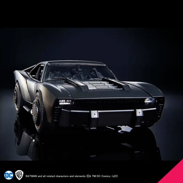 BANDAI SCALE MODEL KIT BATMOBILE (The Batman Ver.)
