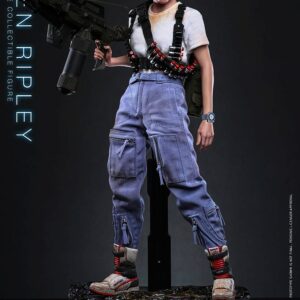 Hot Toys MMS894 Aliens 1/6th scale Ellen Ripley Collectible Figure - Image 3