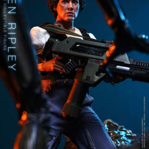 Hot Toys MMS894 Aliens 1/6th scale Ellen Ripley Collectible Figure - Image 4