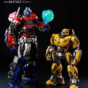 ThreeZero 3Z10490W0 Transformers: Bumblebee - DLX Bumblebee (Cybertron Mode) - Image 11