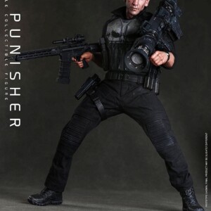 Hot Toys MMS904 The Punisher 1/6th scale The Punisher Collectible Figure - Image 9
