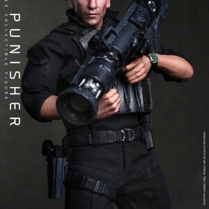 Hot Toys MMS904 The Punisher 1/6th scale The Punisher Collectible Figure - Image 13