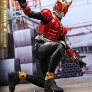 Hot Toys TMS191B Kamen Rider Kuuga 1/6th scale Kamen Rider Kuuga Collectible Figure (Special Edition) - Image 7
