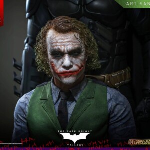 Hot Toys QS028AE The Dark Knight 1/4th scale The Joker (2.0) Collectible Figure (Artisan Edition) [Hot Toys Exclusive] - Image 3