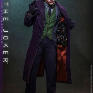 Hot Toys QS028AE The Dark Knight 1/4th scale The Joker (2.0) Collectible Figure (Artisan Edition) [Hot Toys Exclusive] - Image 11