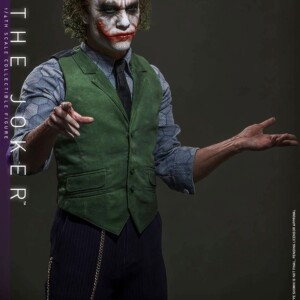 Hot Toys QS028AE The Dark Knight 1/4th scale The Joker (2.0) Collectible Figure (Artisan Edition) [Hot Toys Exclusive] - Image 16