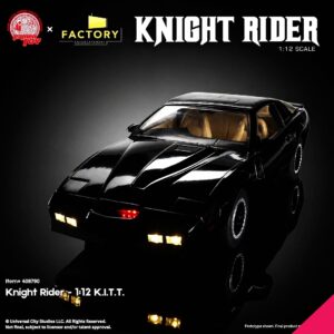 Ramen Toy RT408790 1/12th scale Knight Rider - K.I.T.T. With Michael Knight - Image 2