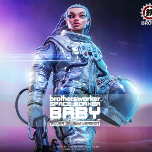 Hot Toys AMC041 Brothersfree x Hot Toys 1/6th scale Space Worker Baby (Brothersfree 25th Silver Galaxy Version) Collectible Figure - Image 6