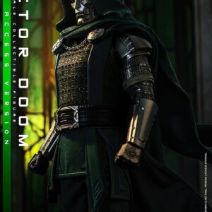 Hot Toys MMS906B 1/6th scale Avengers: Doomsday - Doctor Doom (Early Access Version) Collectible Figure (Special Edition) - Image 4