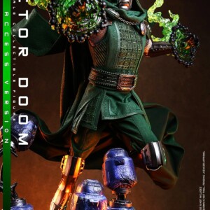 Hot Toys MMS906B 1/6th scale Avengers: Doomsday - Doctor Doom (Early Access Version) Collectible Figure (Special Edition) - Image 9
