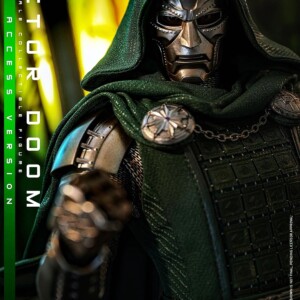 Hot Toys MMS906B 1/6th scale Avengers: Doomsday - Doctor Doom (Early Access Version) Collectible Figure (Special Edition) - Image 19