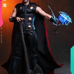 Hot Toys 1/6th scale MMS918 Avengers: Doomsday - Thor Collectible Figure - Image 14